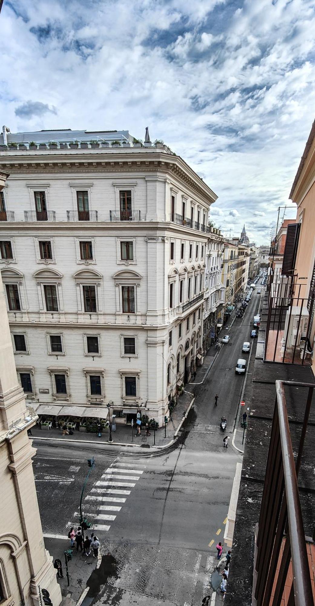 Barberini Bright Apartment ローマ エクステリア 写真